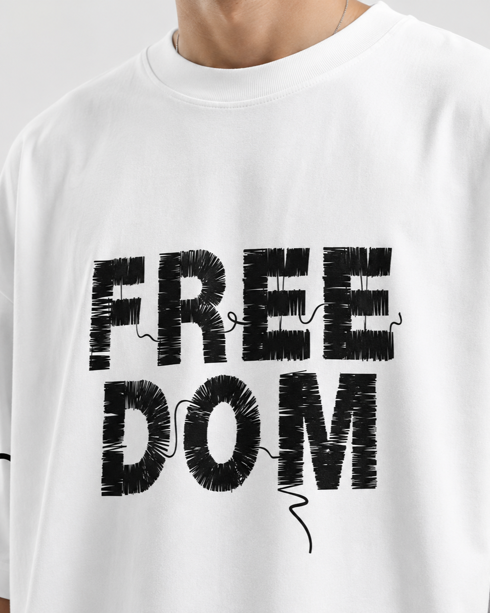 FREEDOM TYPOGRAPHY OVERSIZED T-SHIRT