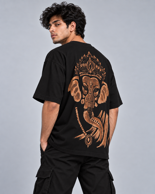 DIVINE GANESHA – SPIRITUAL OVERSIZED T-SHIRT – BLACK | TRENDYVERSE