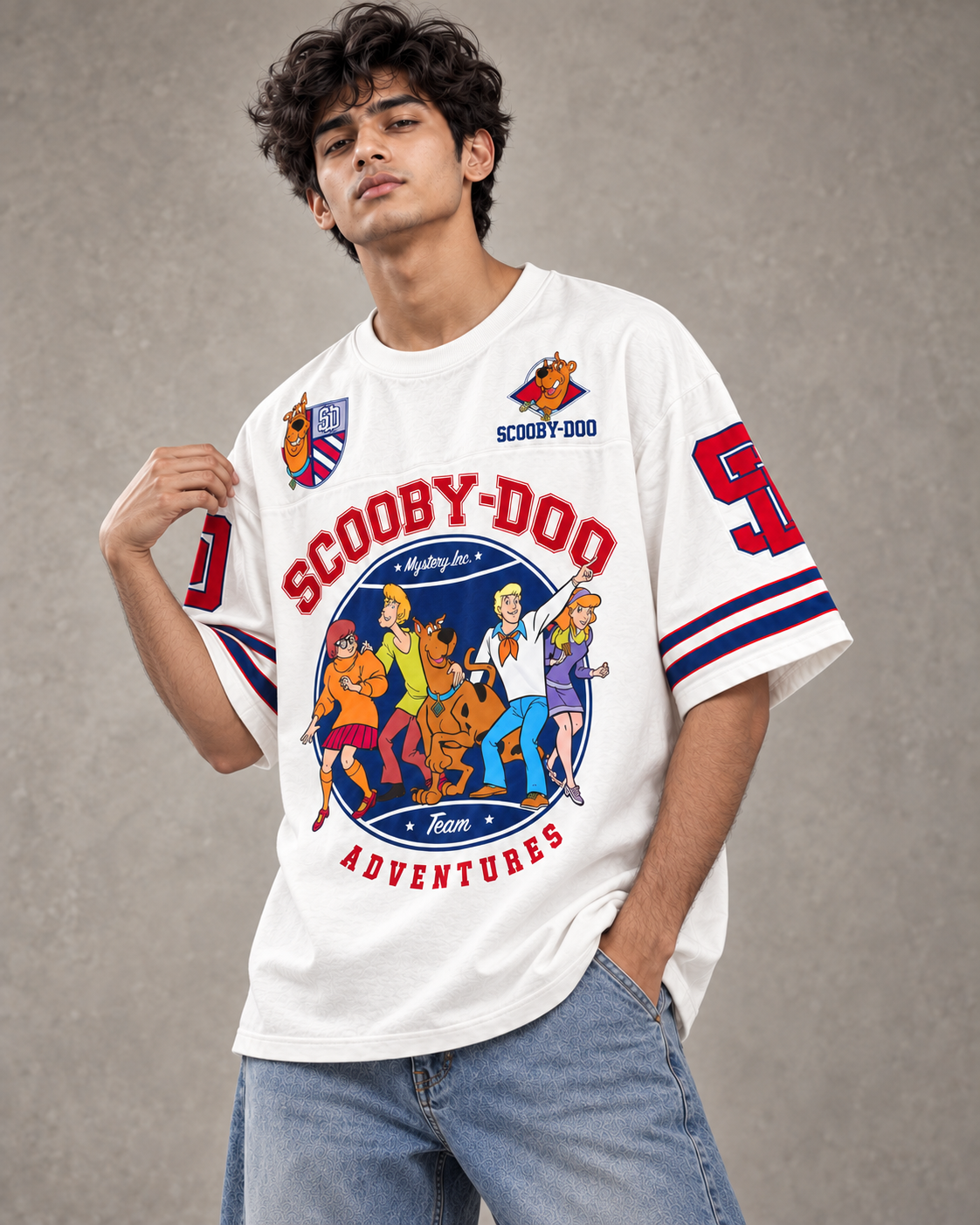SCOOBY-DOO MYSTERY INC. TEAM ADVENTURES OVERSIZED T-SHIRT | TRENDYVERSE