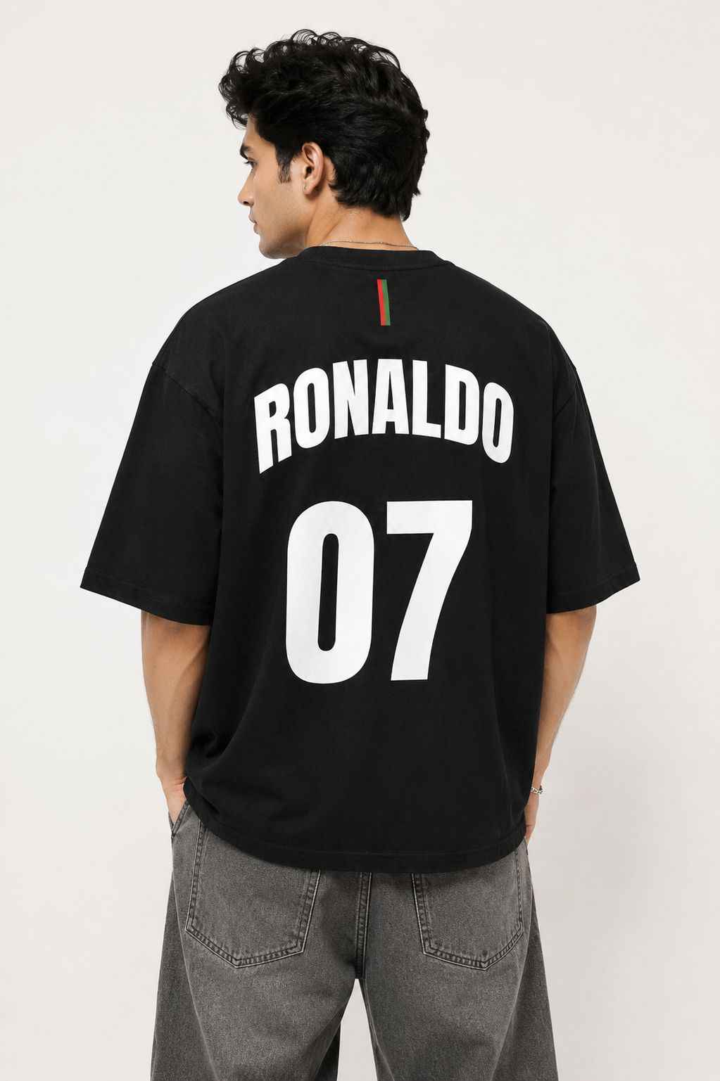 RONALDO 07 OVERSIZED T-SHIRT – BLACK PREMIUM PORTUGAL FOOTBALL STREETWEAR TEE FOR MEN & WOMEN