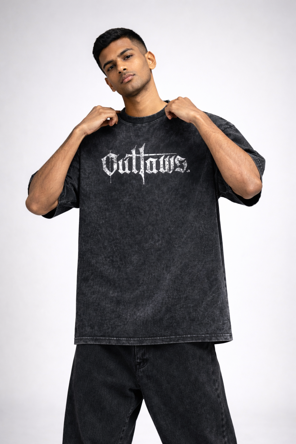 Outlaws Acid Wash Oversized Fit T-Shirt – Premium Cotton Streetwear Tee - Trendyverse
