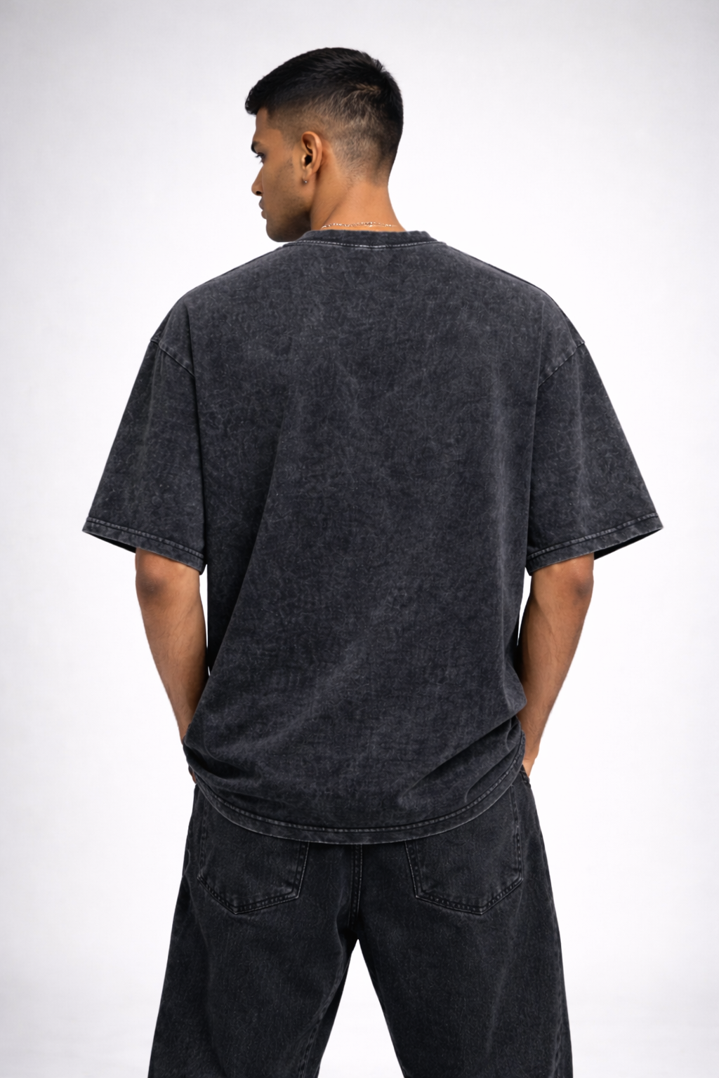 Outlaws Acid Wash Oversized Fit T-Shirt – Premium Cotton Streetwear Tee - Trendyverse